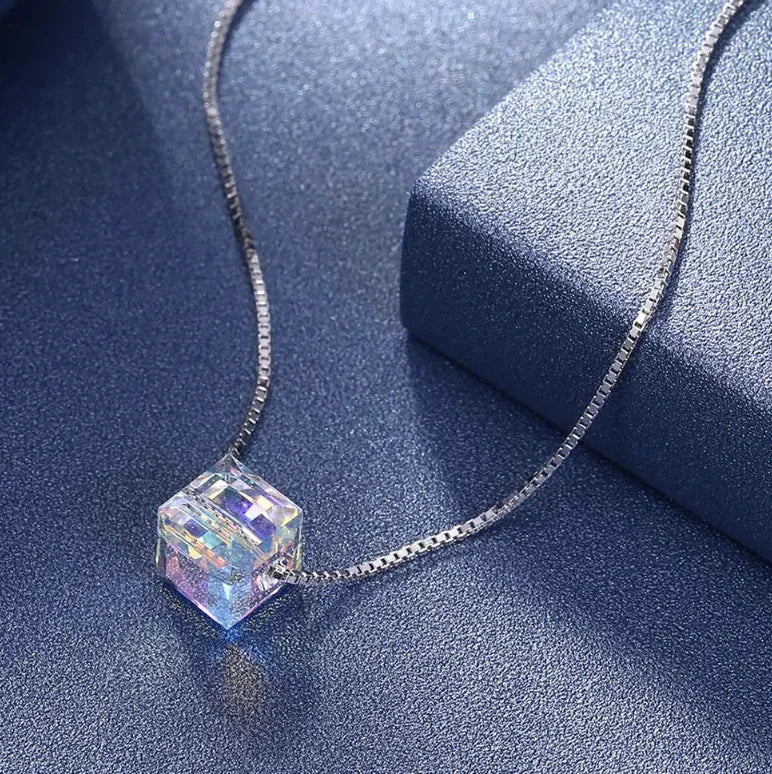 HOOR Aurora Crystal Necklace Crystals Aurora Borealis Cube Necklace