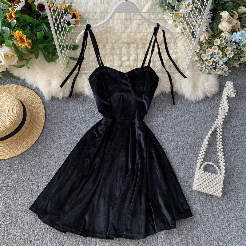 HOOR Off Shoulder Velvet Dress