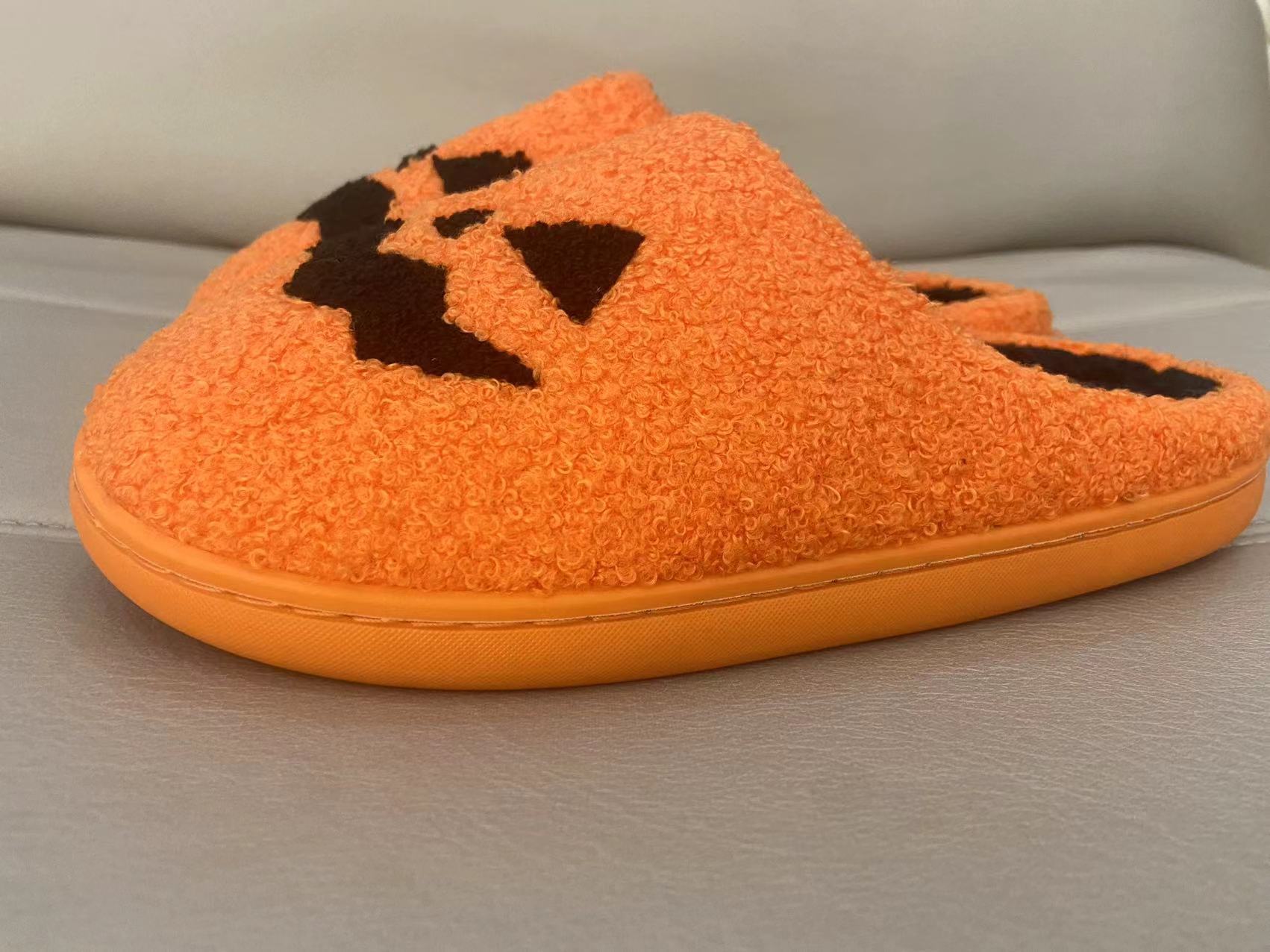 HOOR Comfy Pumpkin Slippers