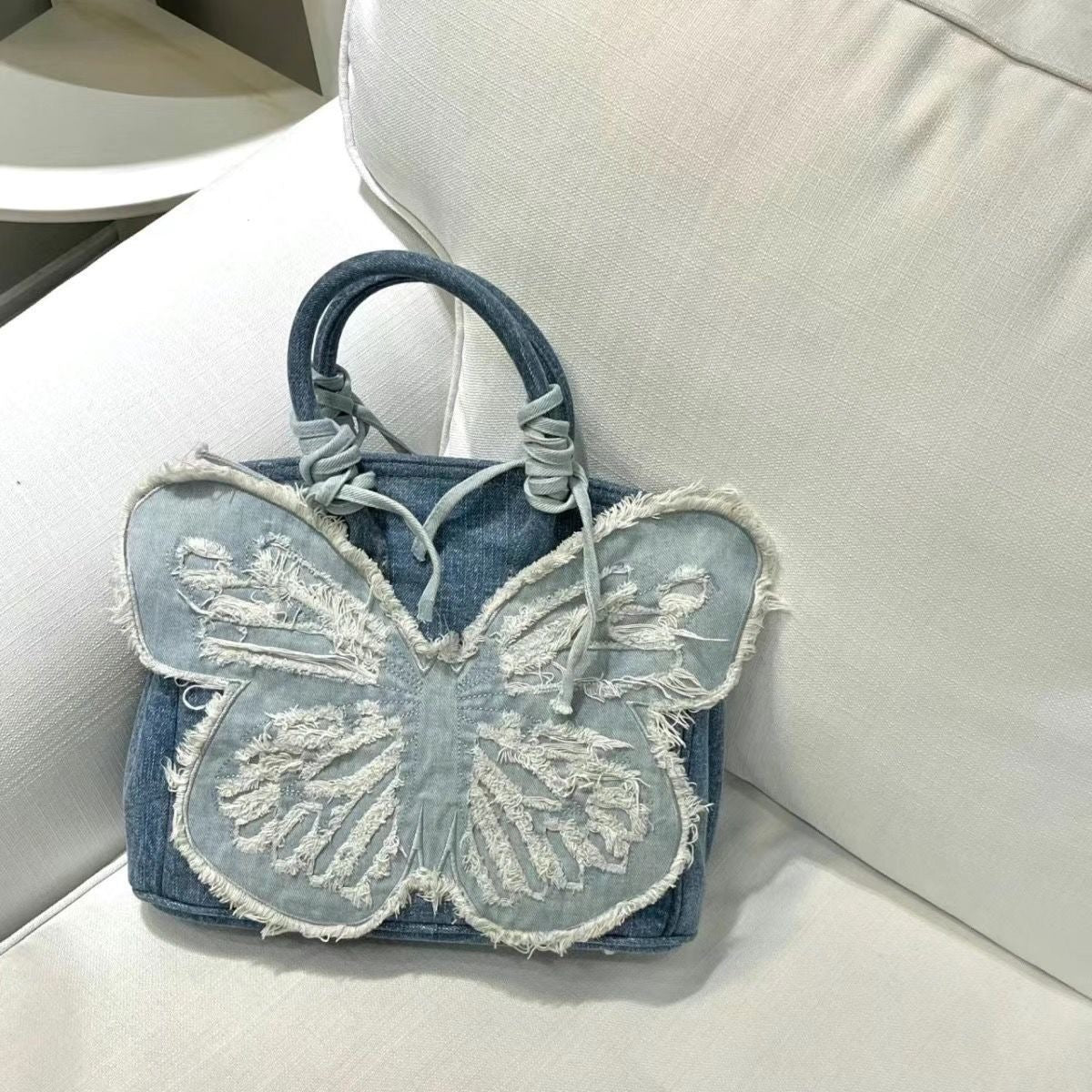 HOOR Embroidered Handbag Blue