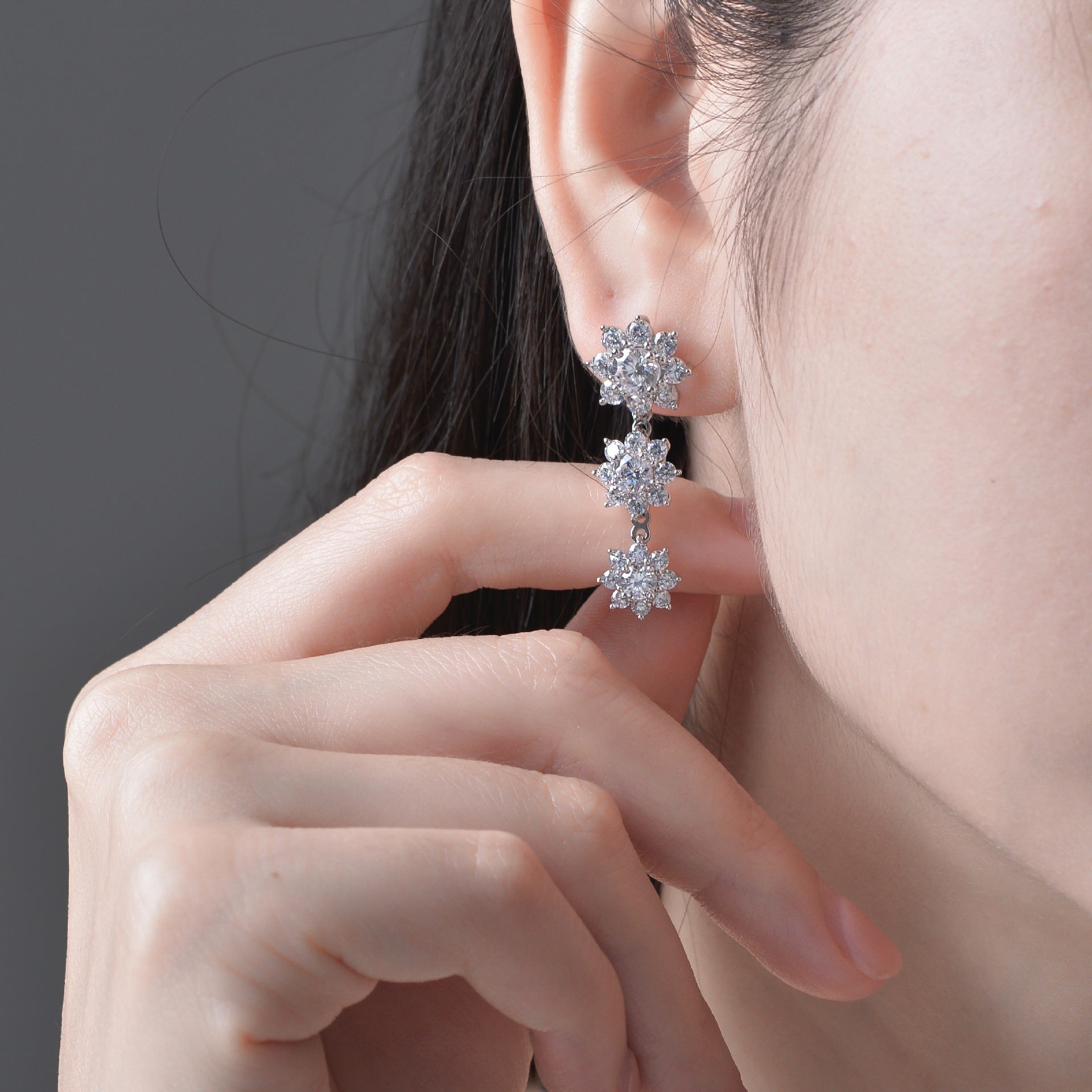 HOOR Floral Diamond Earrings