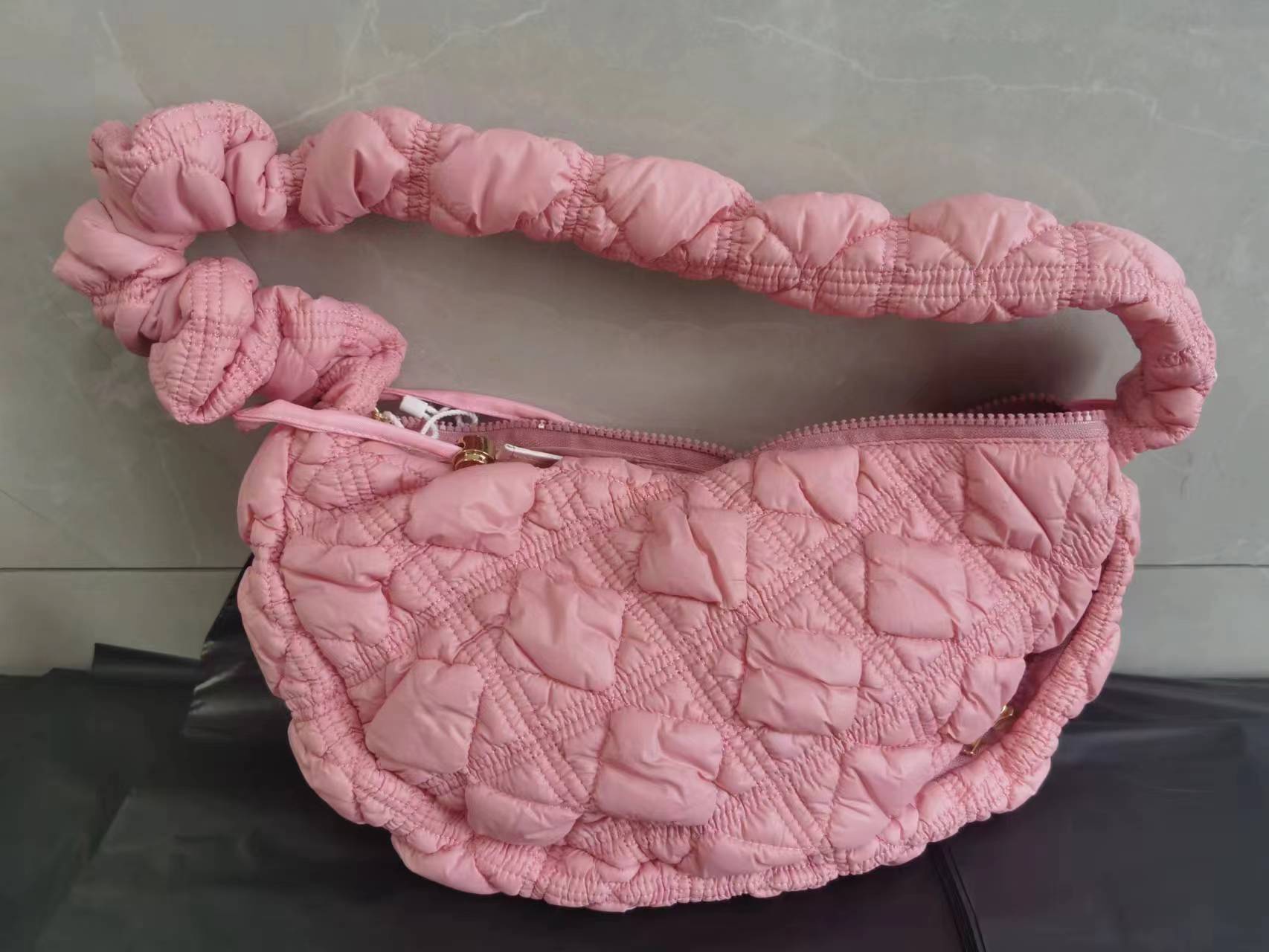 HOOR Casual Shoulder Bag Camellia Pink