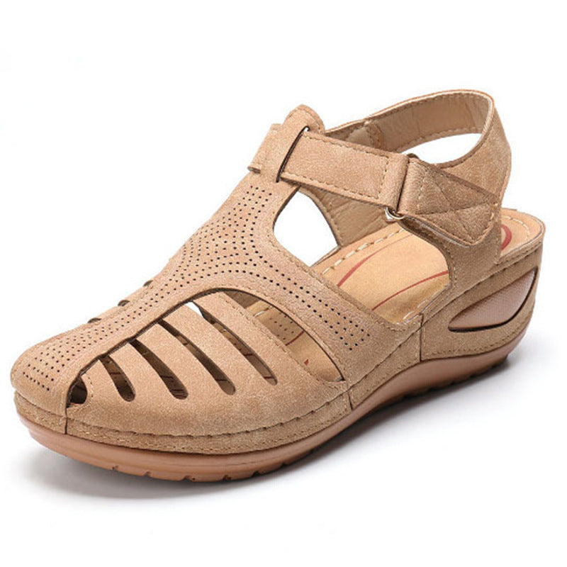 HOOR Retro Wedge Sandals Beige