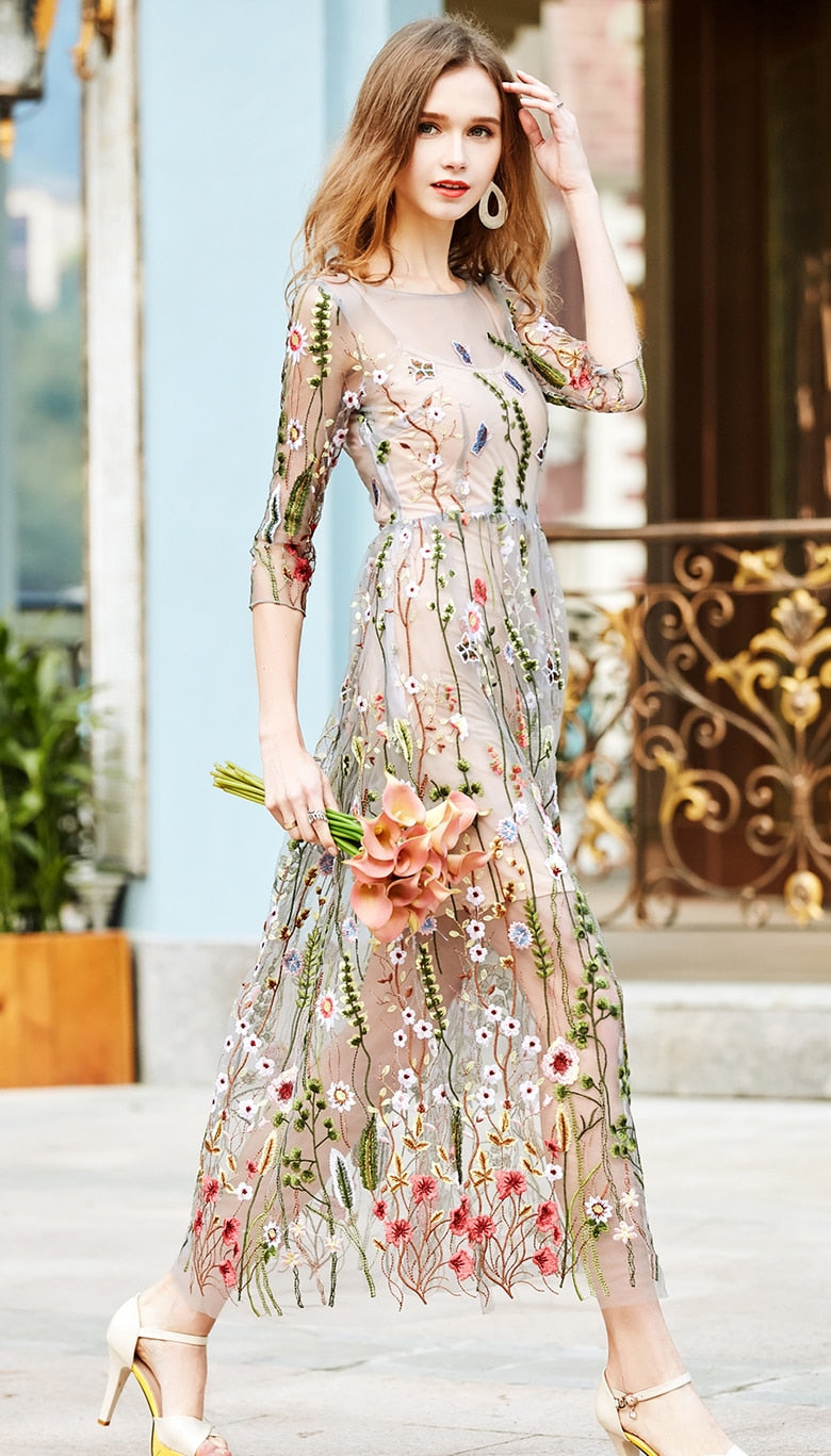 HOOR Elegant Embroidery Dress
